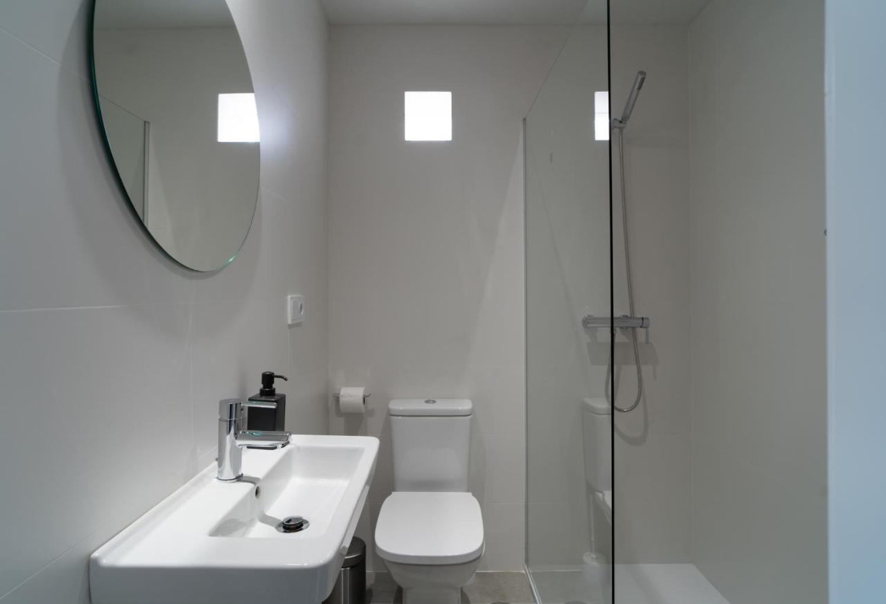 Aac Malaga - Apartamento Con Terraza, Muy Amplio, Totalmente Equipado, Cerca Del Centro Y Nuevo! Eksteriør billede