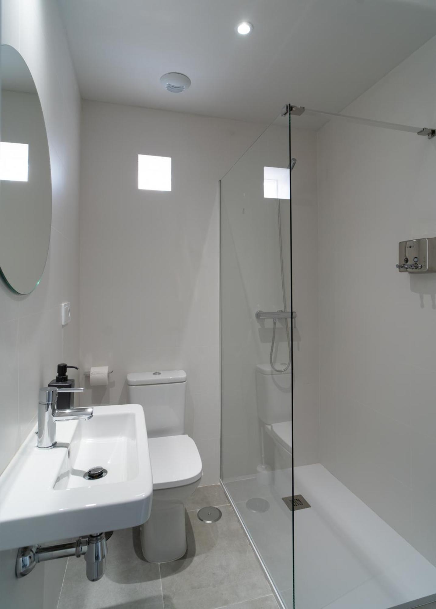 Aac Malaga - Apartamento Con Terraza, Muy Amplio, Totalmente Equipado, Cerca Del Centro Y Nuevo! Værelse billede