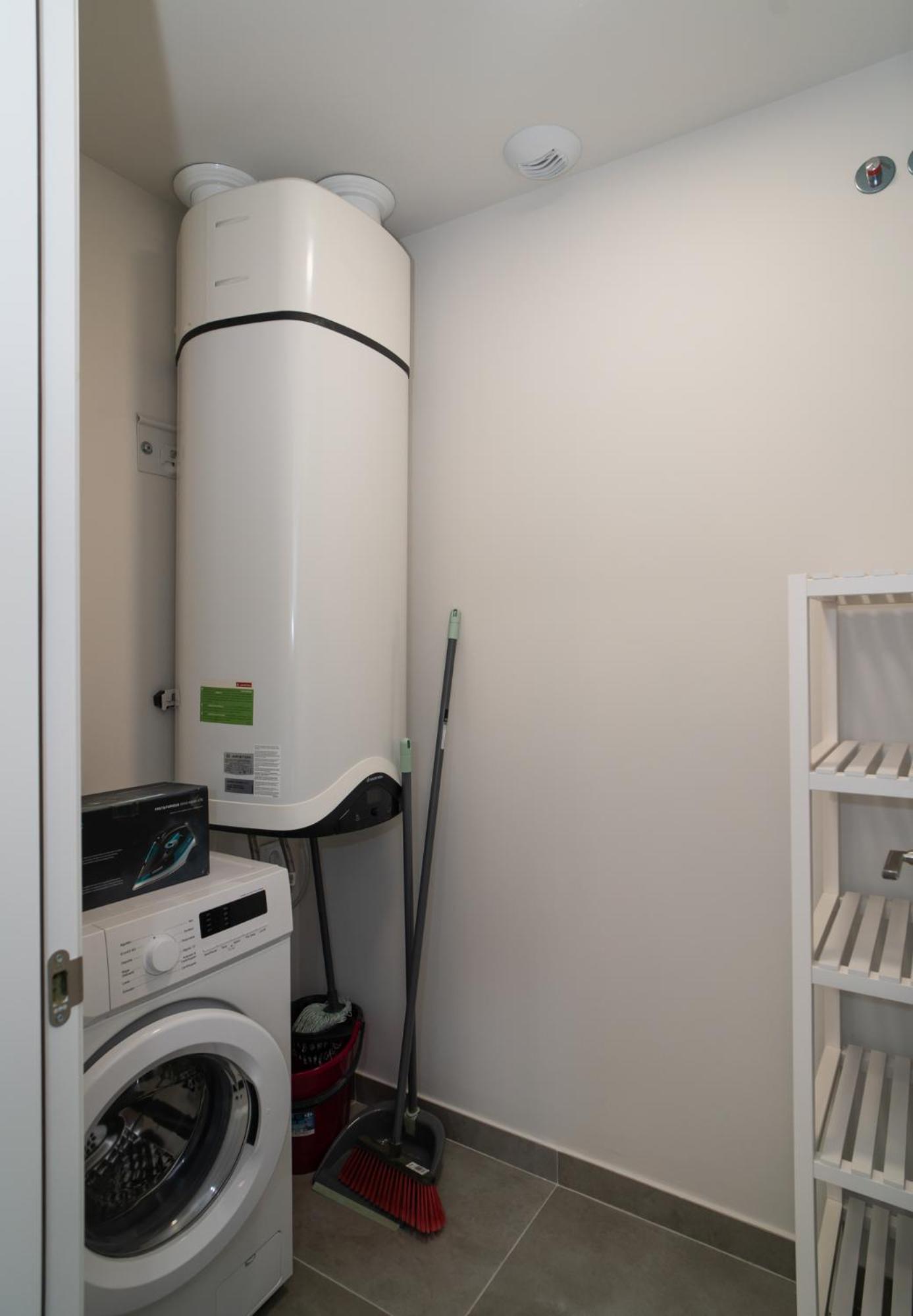 Aac Malaga - Apartamento Con Terraza, Muy Amplio, Totalmente Equipado, Cerca Del Centro Y Nuevo! Værelse billede