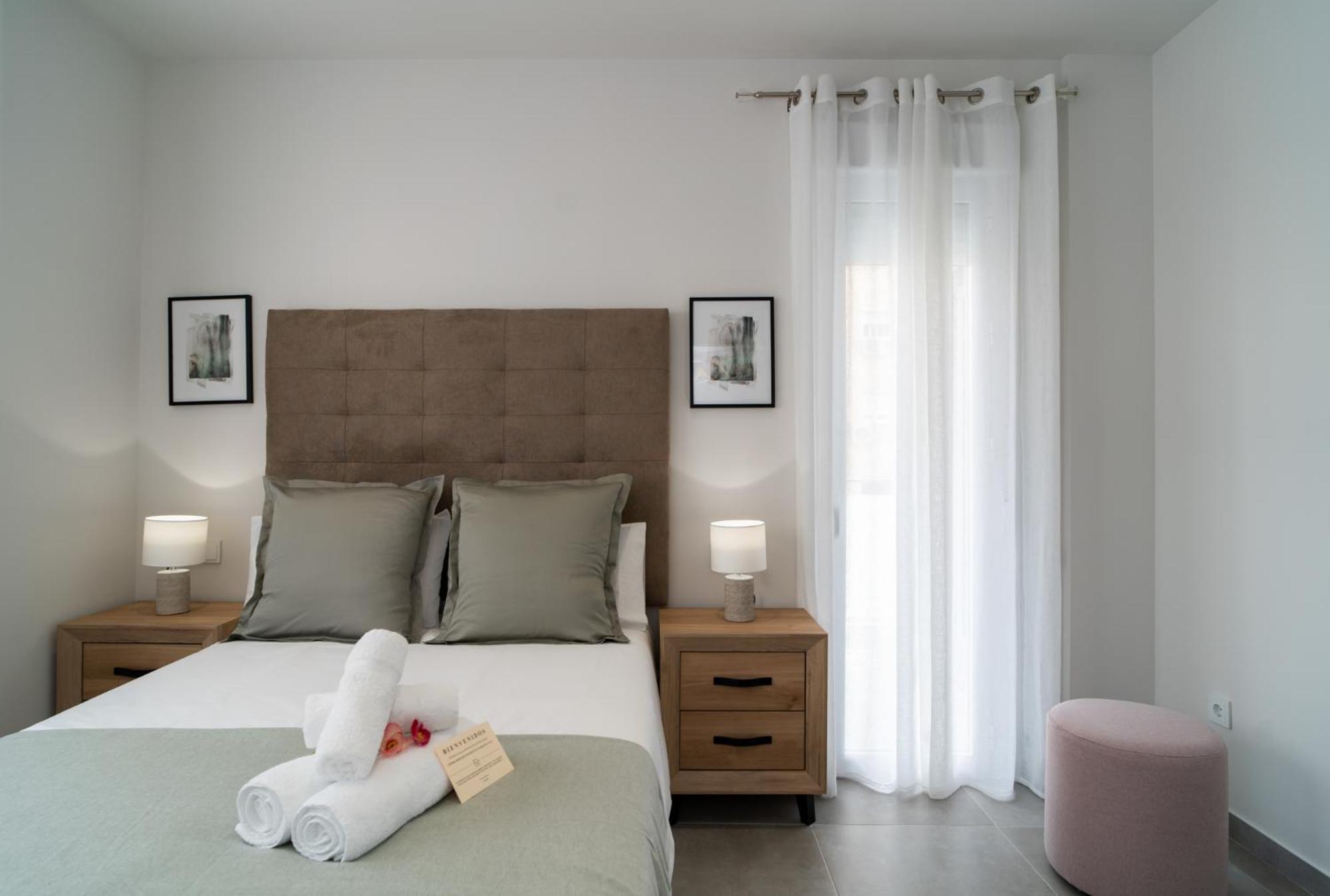 Aac Malaga - Apartamento Con Terraza, Muy Amplio, Totalmente Equipado, Cerca Del Centro Y Nuevo! Værelse billede