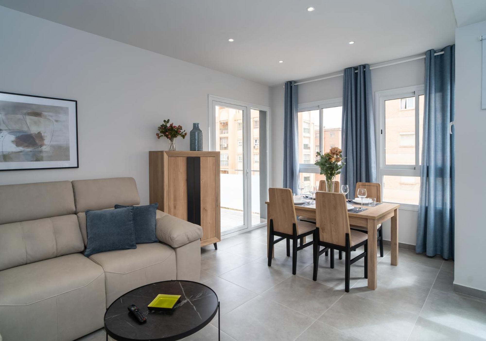 Aac Malaga - Apartamento Con Terraza, Muy Amplio, Totalmente Equipado, Cerca Del Centro Y Nuevo! Værelse billede